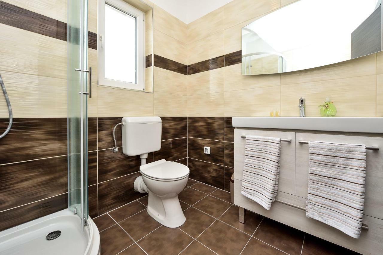 Apartments Feel Good Сукошан Экстерьер фото