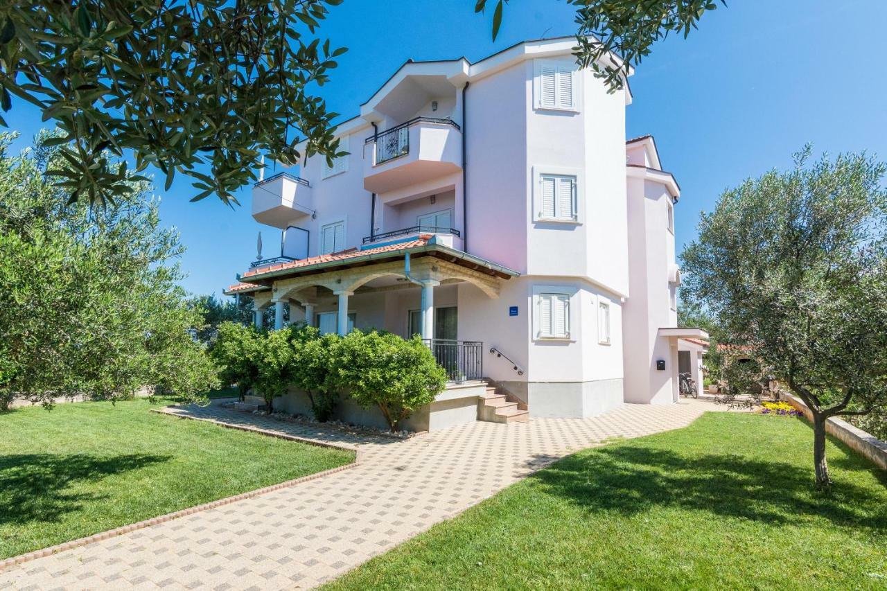 Apartments Feel Good Сукошан Экстерьер фото